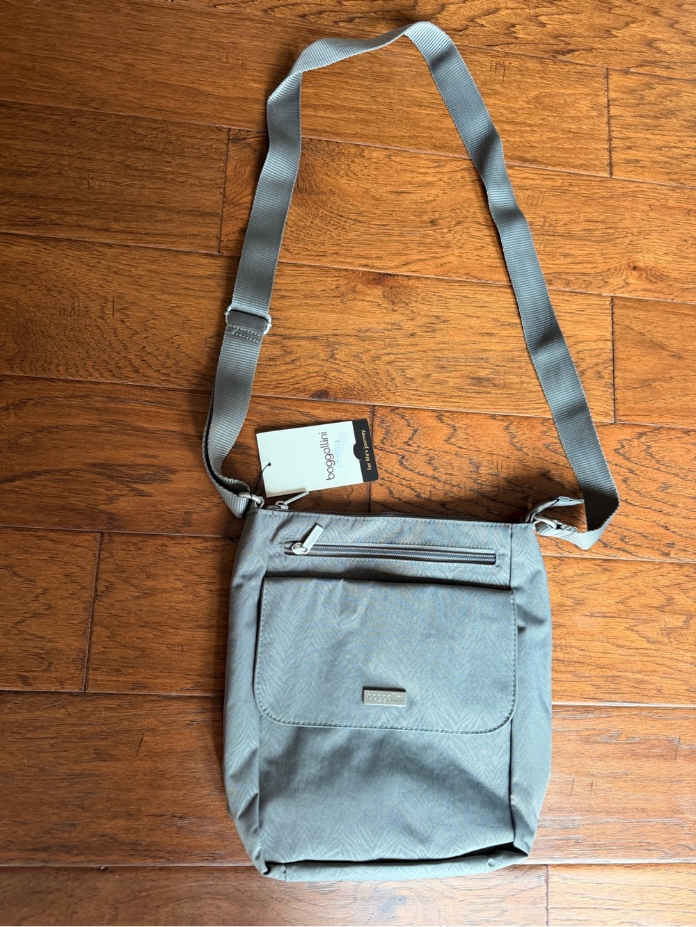 Baggallini Light Gray Crossbody Bag
